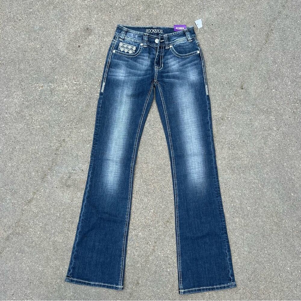 Rock & Roll Cowgirl mid rise boot cut jeans embroidered bling pocket 24x34 NEW - Picture 2 of 8
